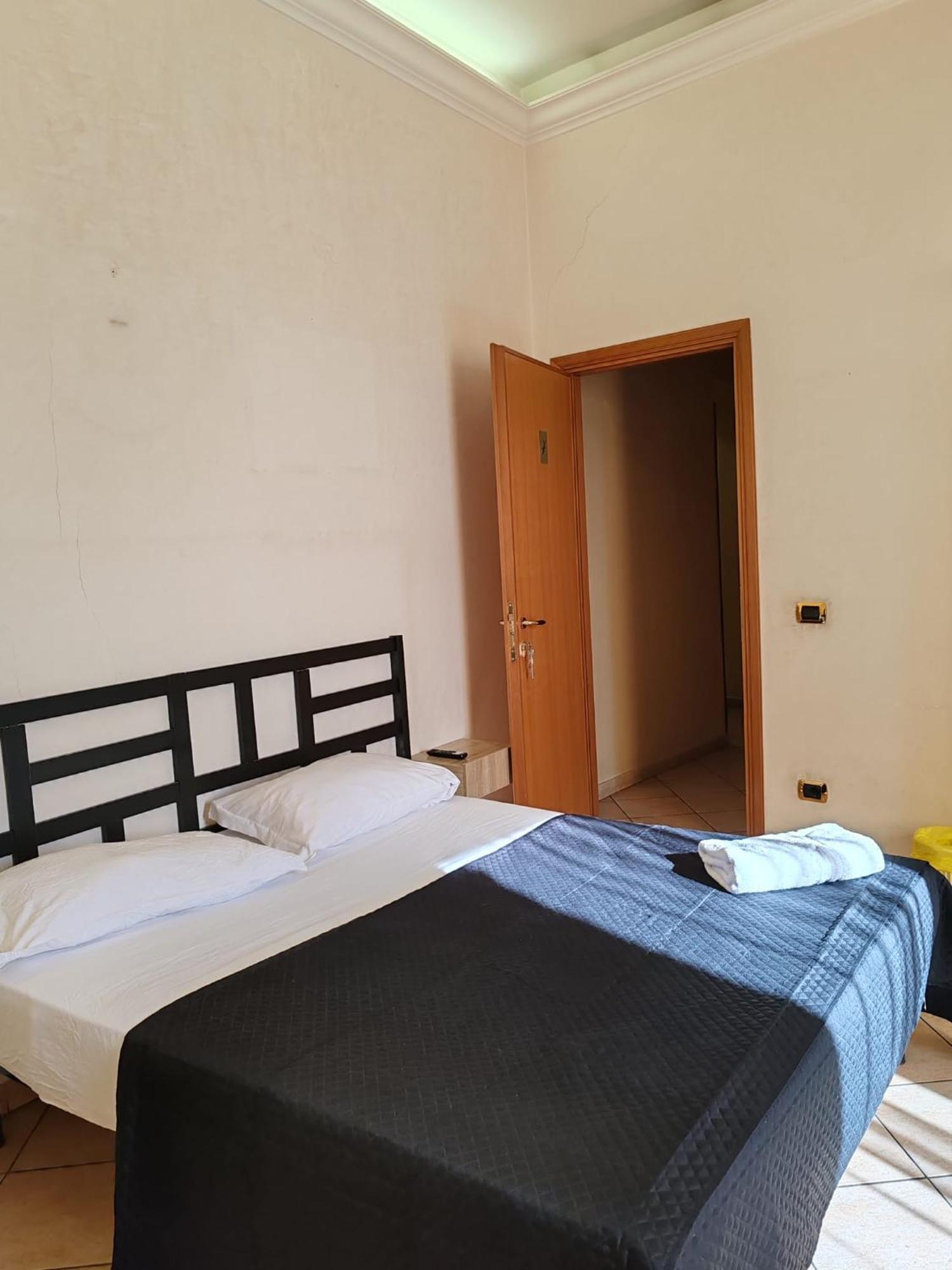 B&B Piazza Ragusa Rome Luaran gambar